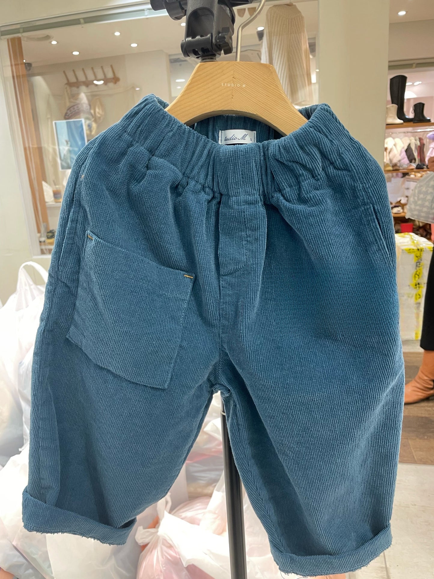 Z4 深藍色燈芯絨長褲