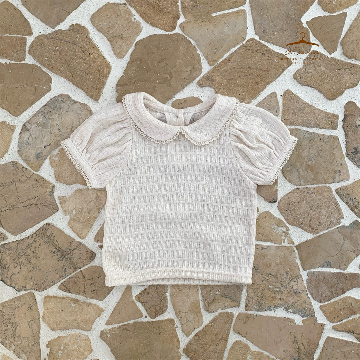 BET10 杏色公主領上衣