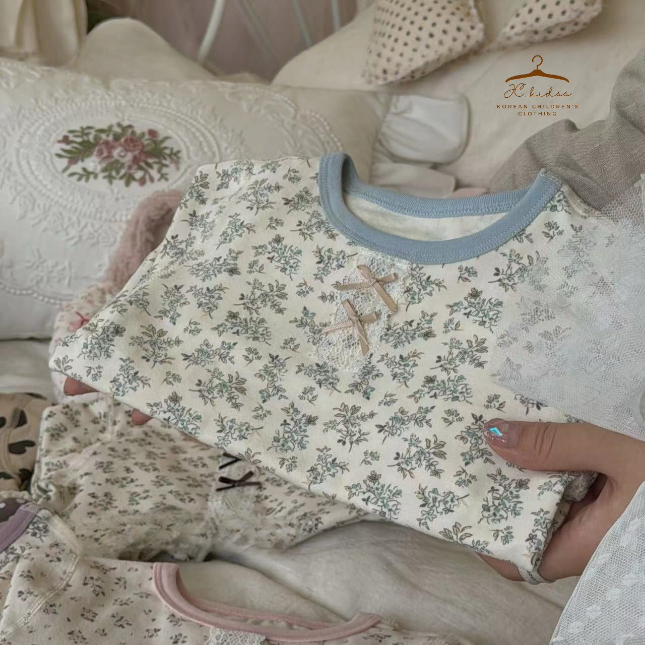 HW103 藍色碎花家居服