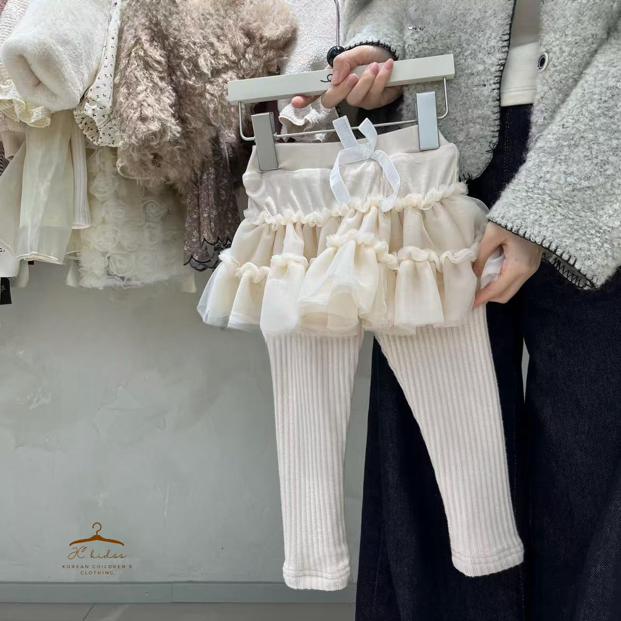 YKB410 米色紗裙Legging