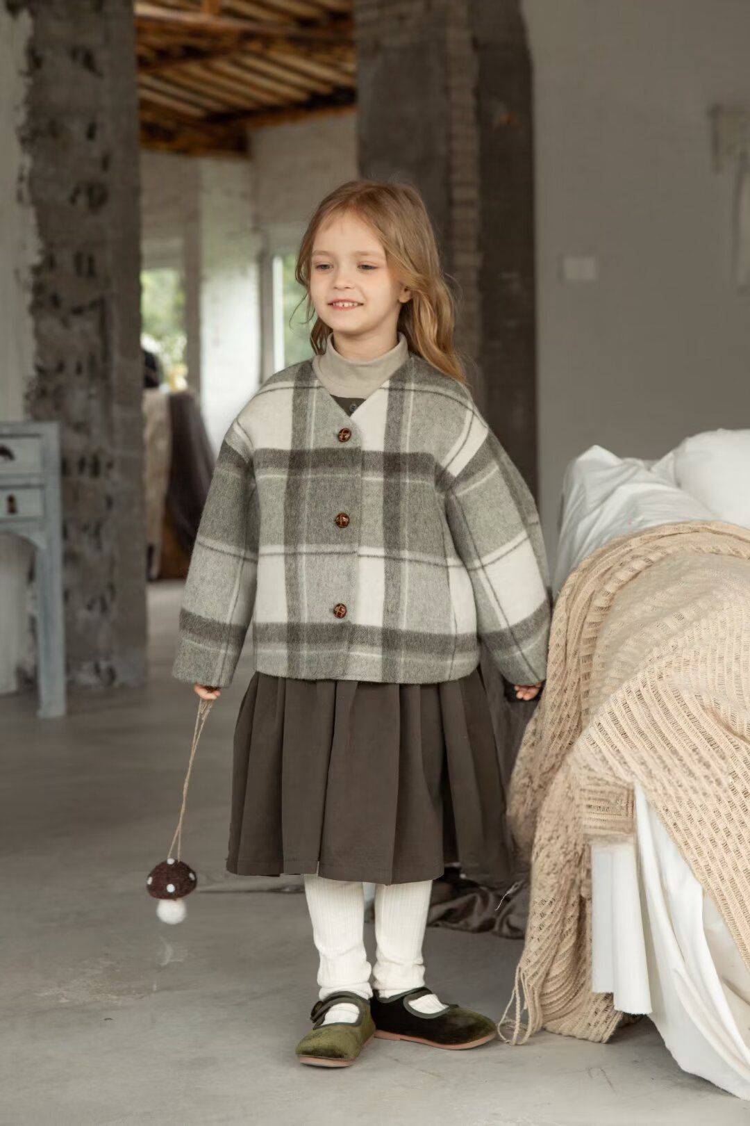 RBJK104 灰格扣鈕羊毛外套