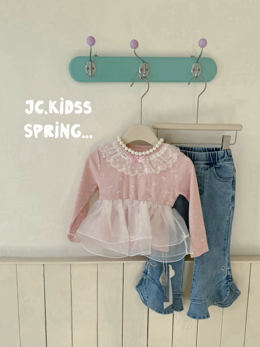 YKGT579 蕾絲領半紗上衣