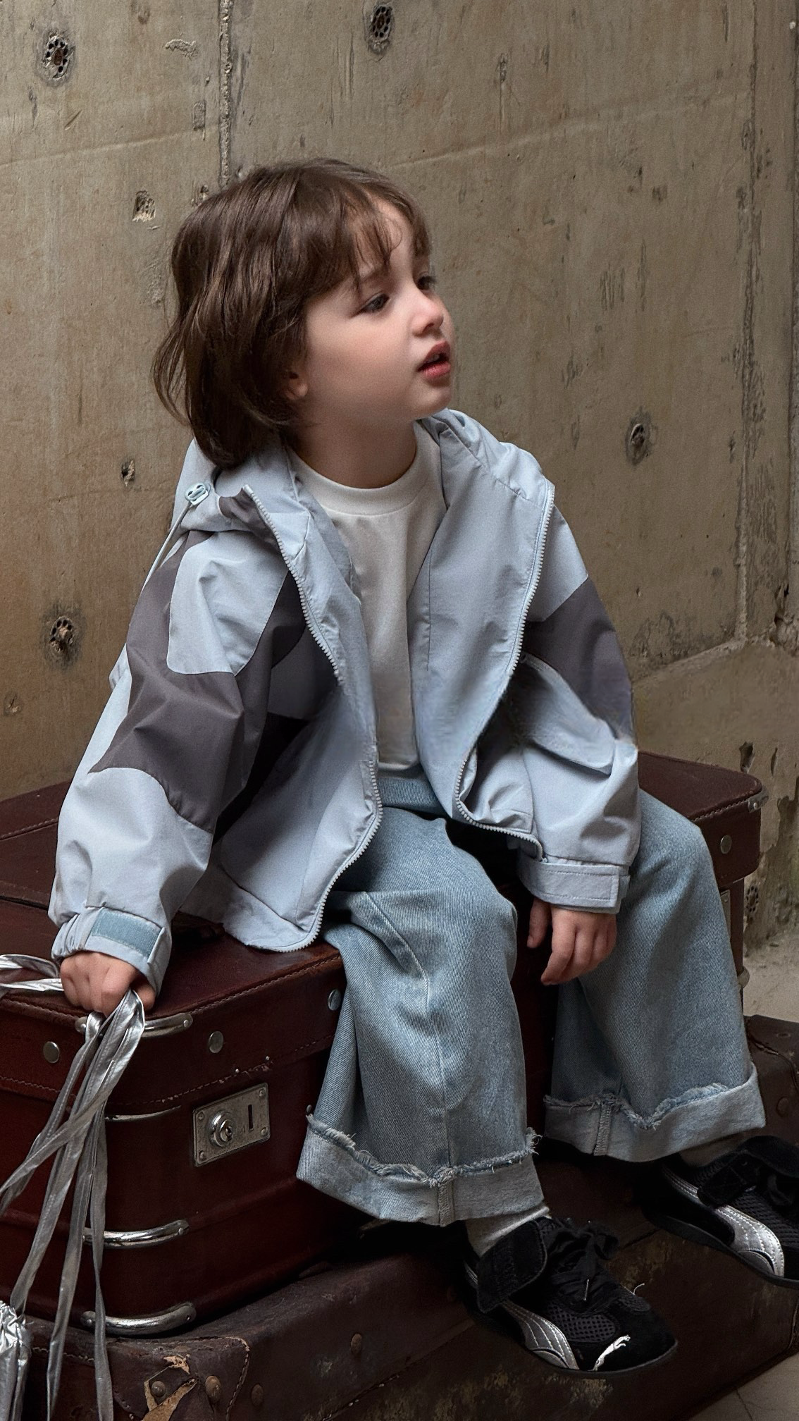 INJK5 淺藍拼灰風褸