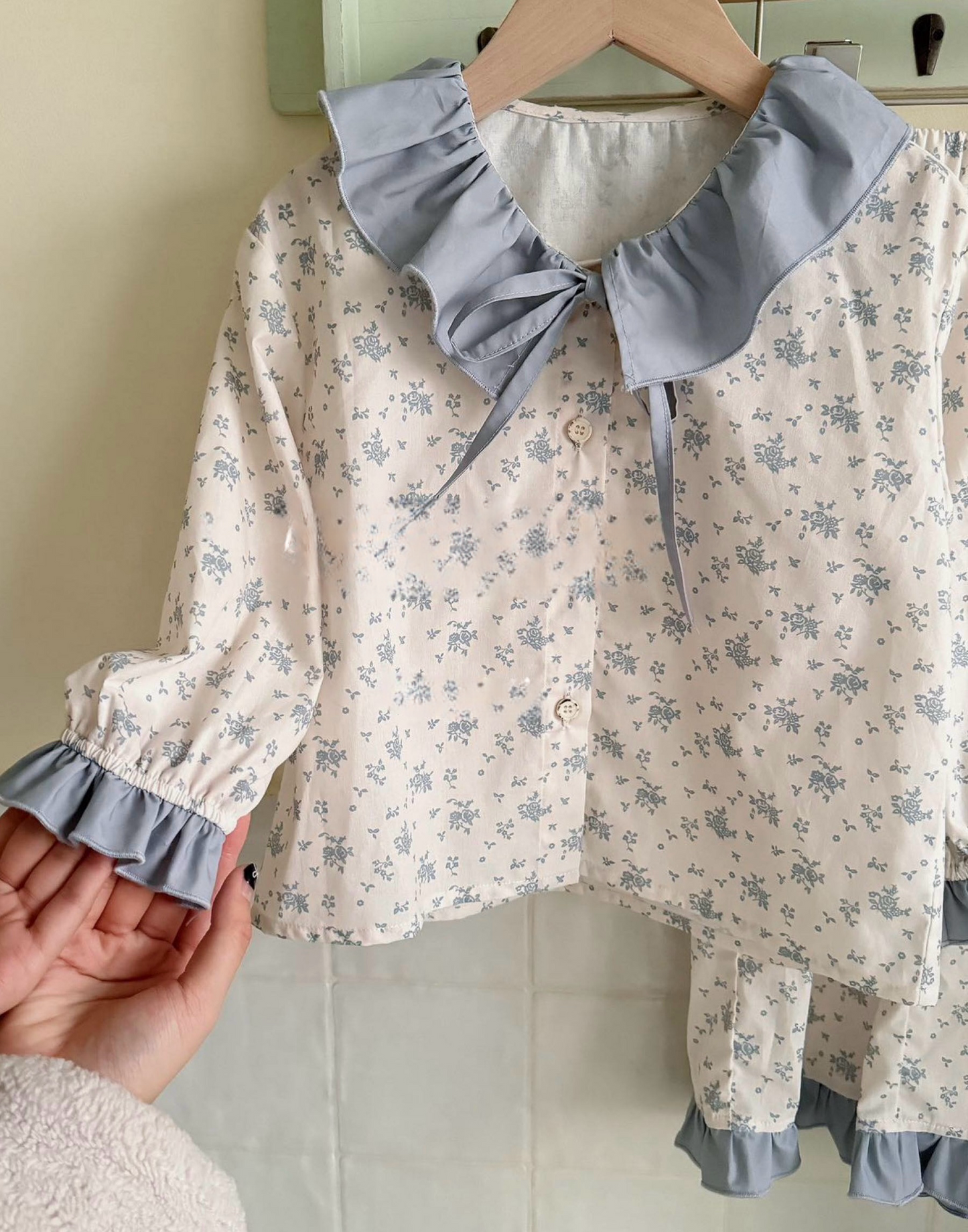 HW206 藍色碎花家居服