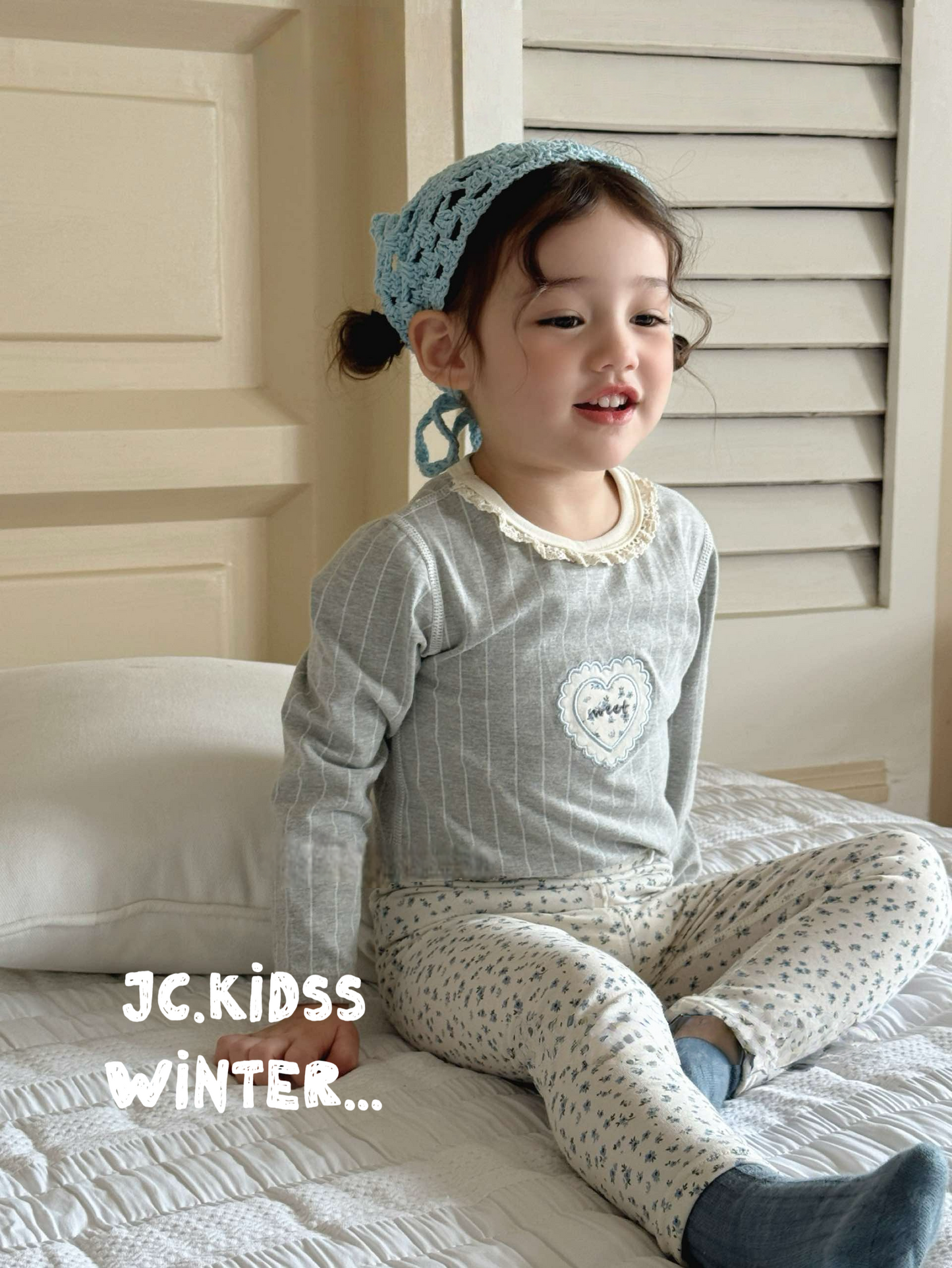 HW220 灰色心心家居服（厚版）