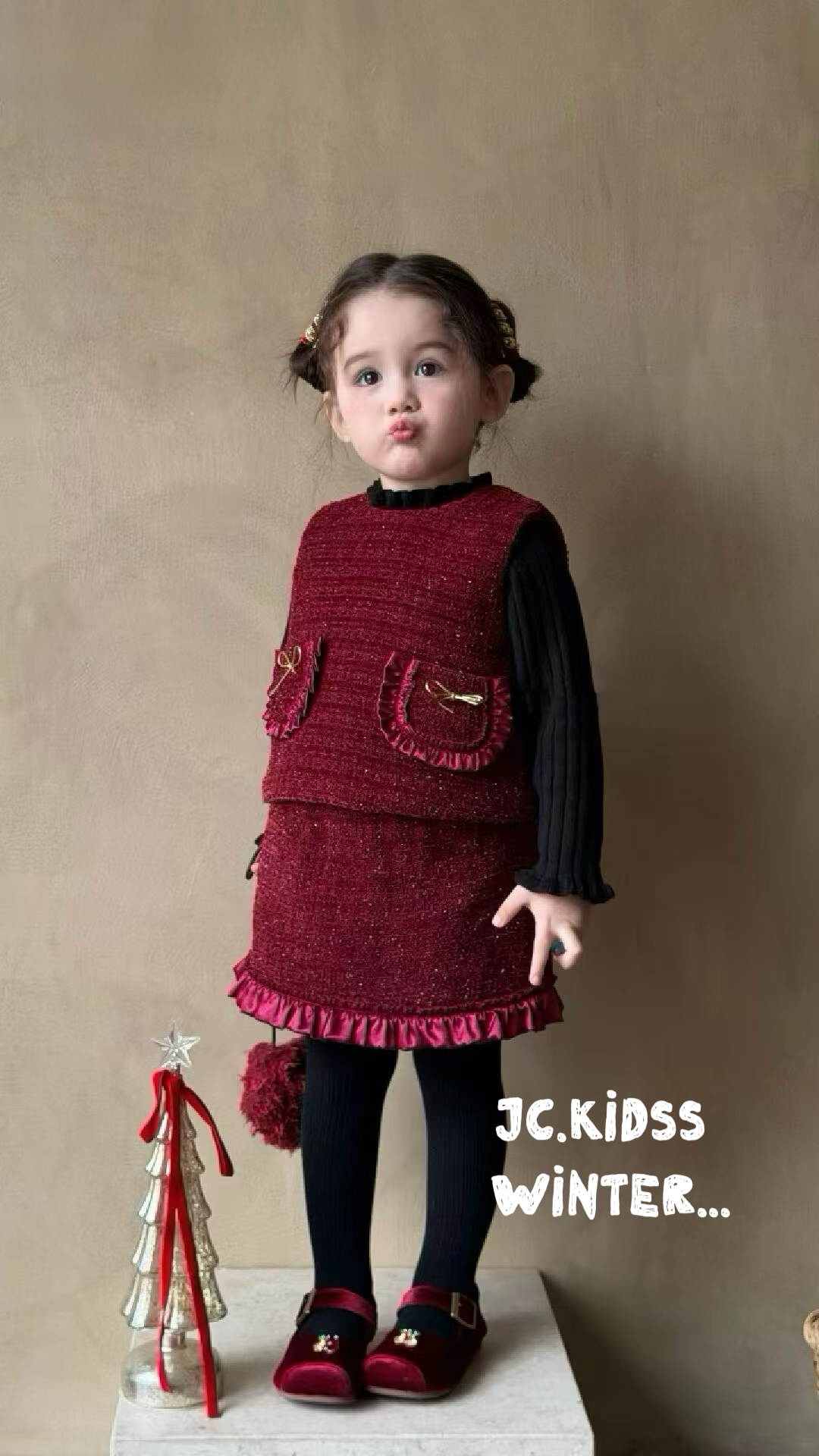 BUGS38 紅色背心連半截裙三件套